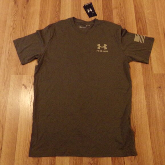 NWT Men's Under Armour M Medium T Shirt Loose Cotton Poly - Picture 1 of 9